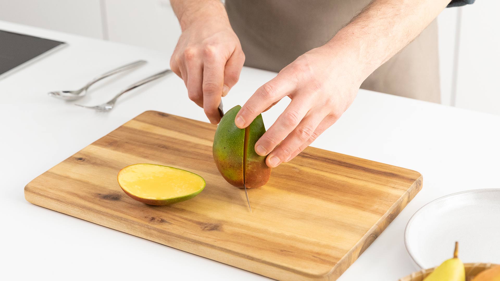 maggi-kochratgeber-mango-zubereiten-step-1